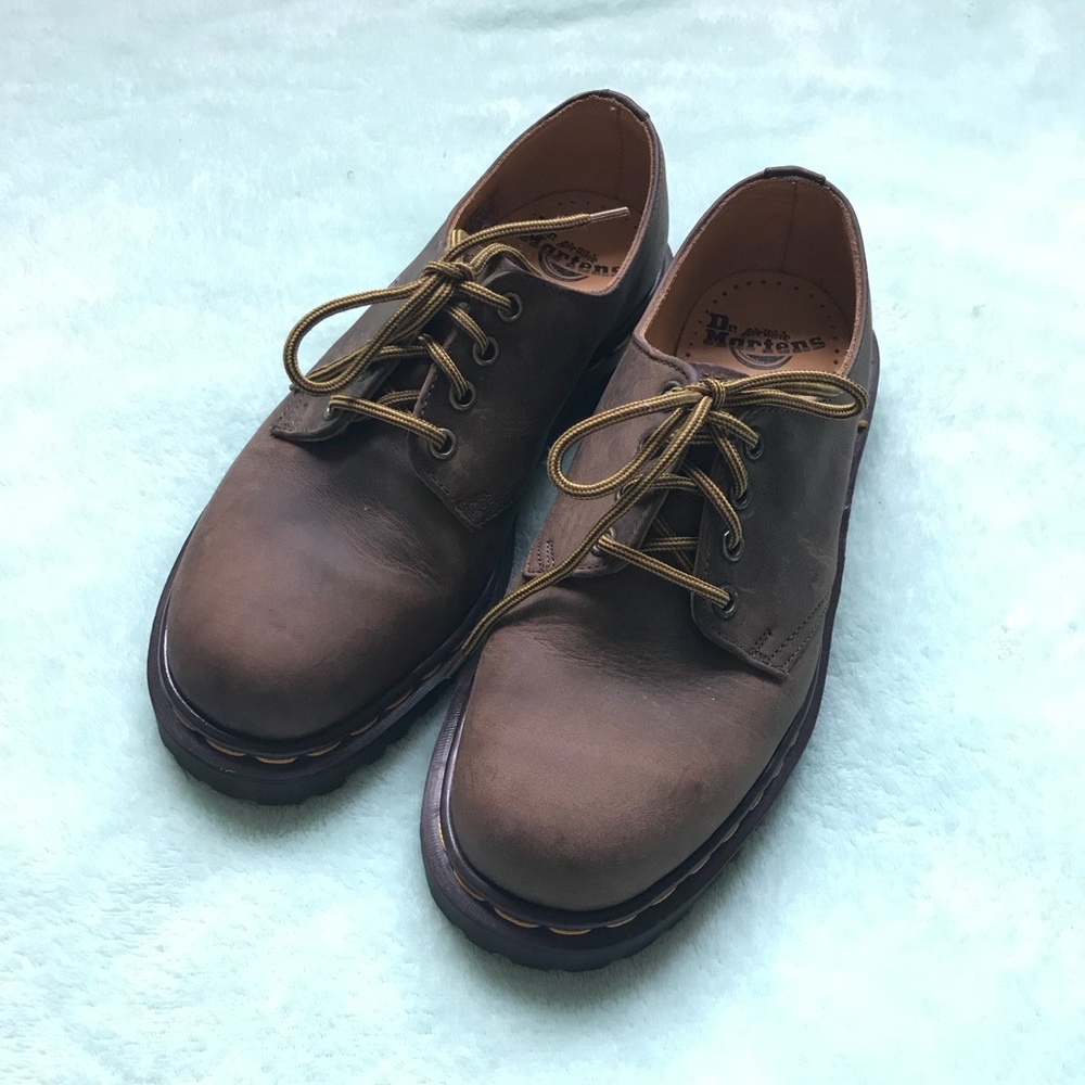 Dr. Martens Original Low Rise Air Wave Shoes